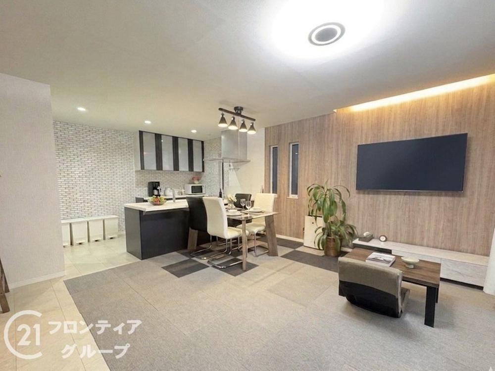 3LDK+S house in Ino Ward, Osaka - Photo 1