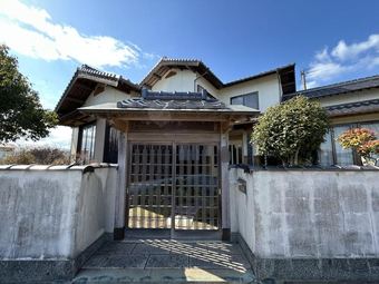 4LDK+S house in Chikujo District