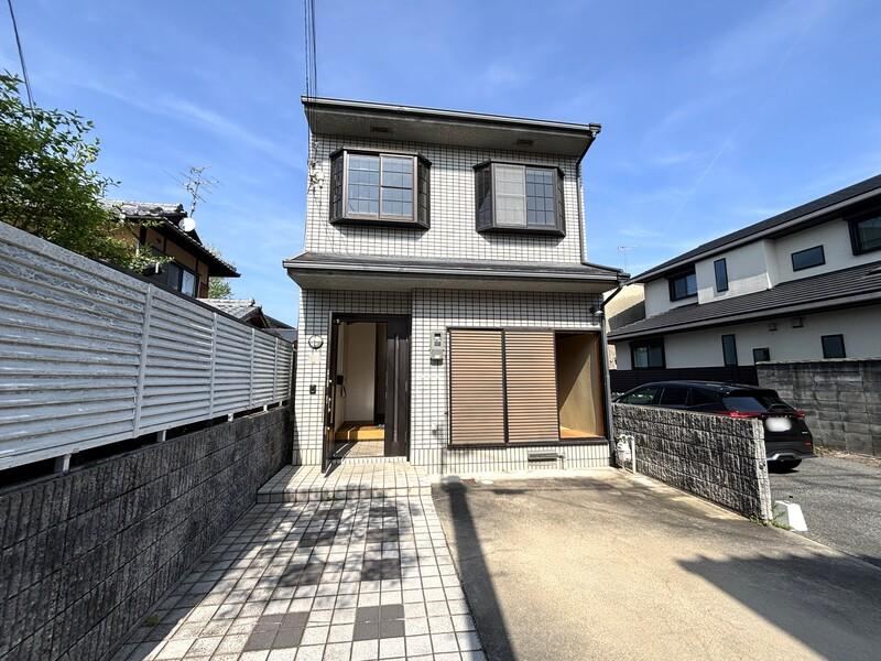 6LDK house in Sakyo Ward, Kyoto - Photo 1