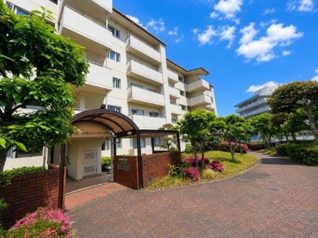 3LDK apartment in Nishi Ward, Kobe, Hyogo - Photo 1