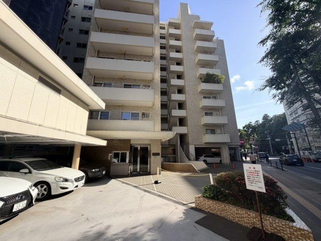 3LDK apartment in Musashino, Tokyo - Photo 1
