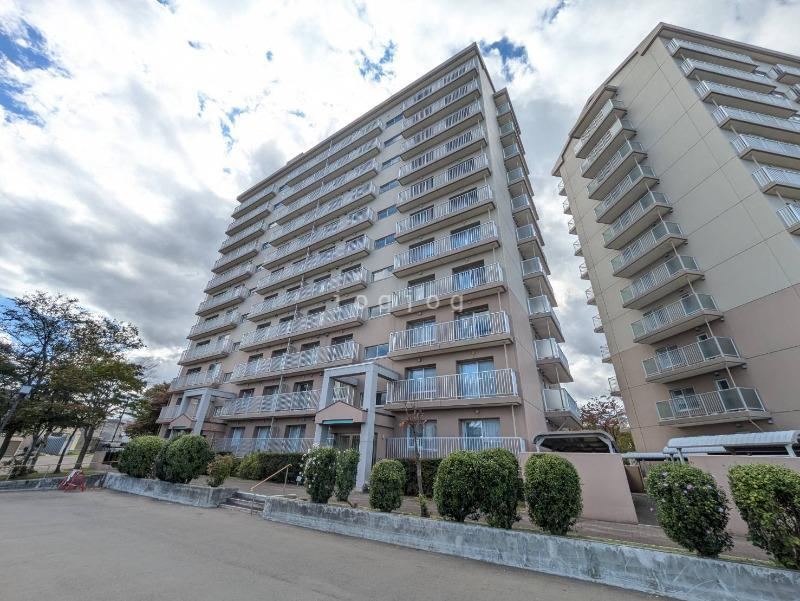 4LDK apartment in Kiyota Ward, Sapporo, Hokkaido - Photo 1