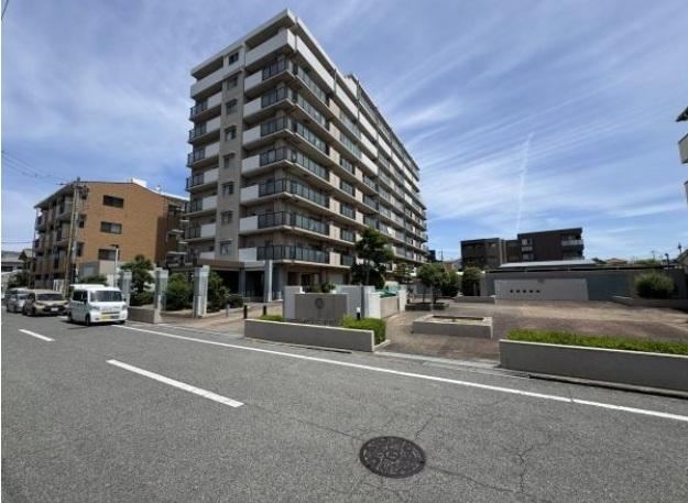 3LDK apartment in Naka Ward, Sakai, Osaka - Photo 1