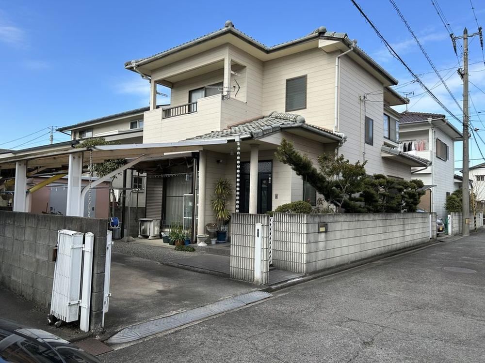 4LDK house in Marugame, Kagawa - Photo 1