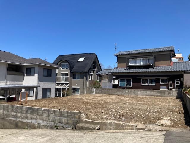 181 m² land in Kanazawa, Ishikawa - Photo 1