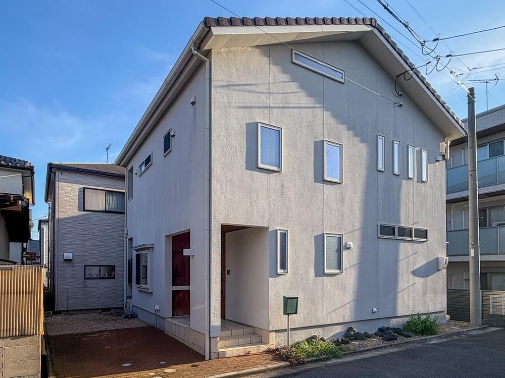 3LDK house in Asaminami Ward, Hiroshima - Photo 1