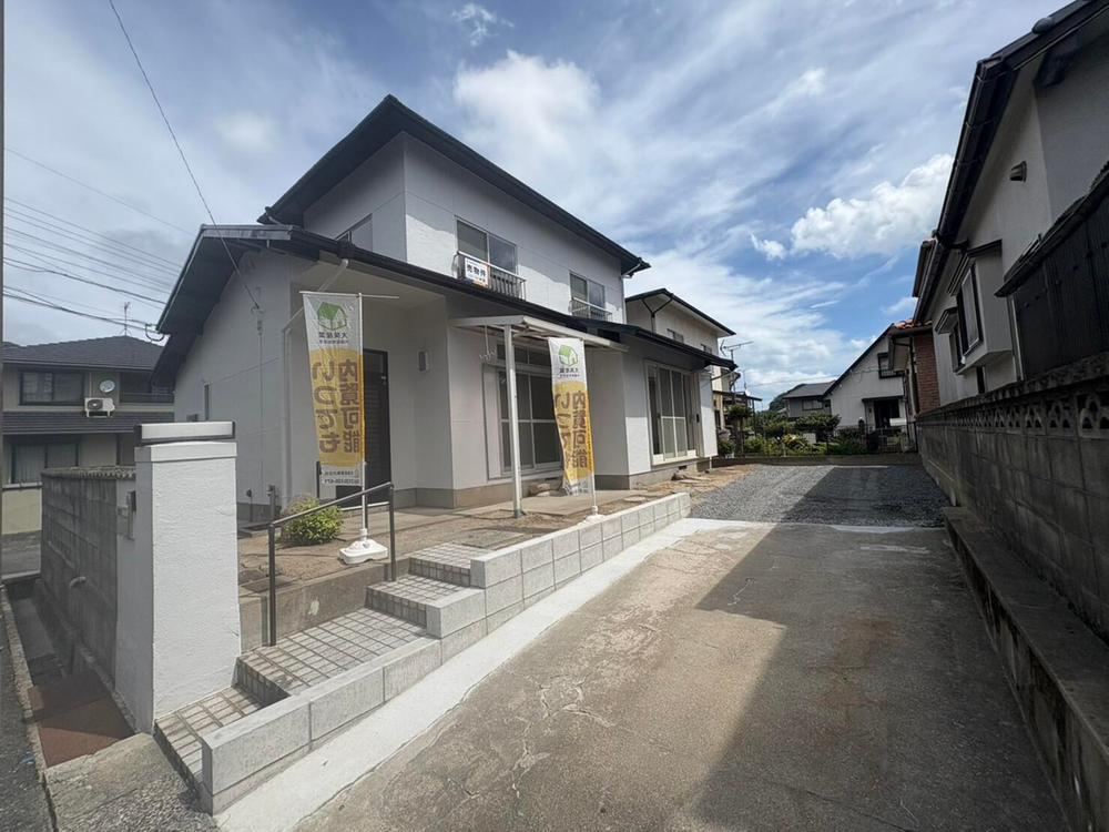 3LDK+S house in Moji Ward, Kitakyushu, Fukuoka - Photo 1