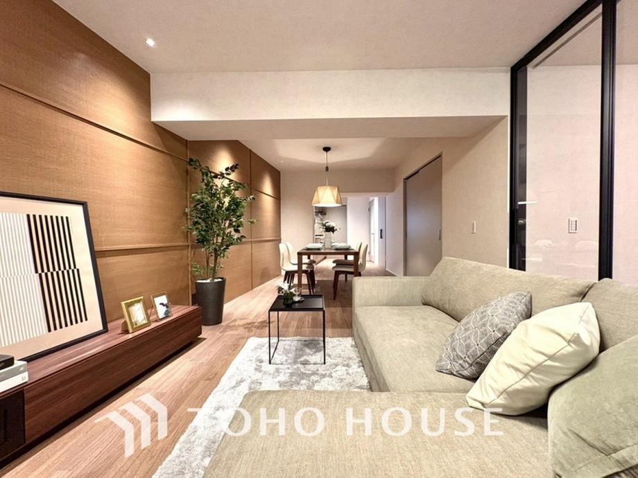 2LDK apartment in Minato Ward, Tokyo - Photo 1