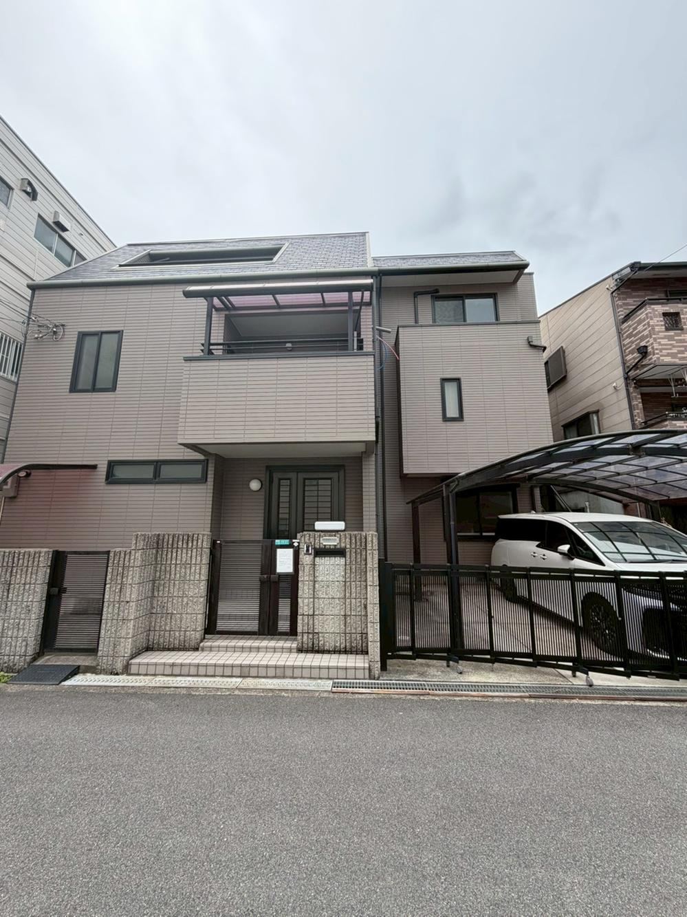 5LDK house in Miyakojima Ward, Osaka - Photo 1