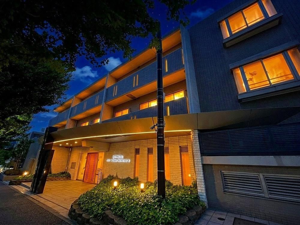 4LDK apartment in Aoba Ward, Yokohama, Kanagawa - Photo 1
