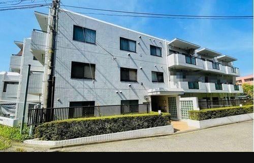 2LDK apartment in Machida, Tokyo - Photo 1