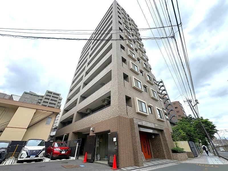 3LDK apartment in Urawa Ward, Saitama - Photo 1