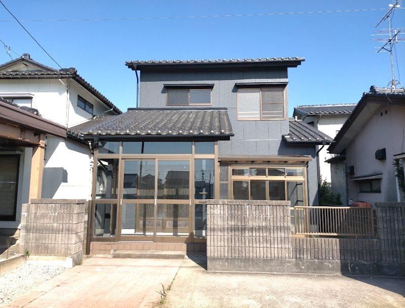 4LDK house in Takaoka, Toyama - Photo 1