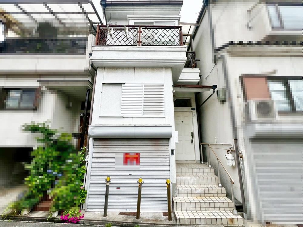 3DK house in Higashisumiyoshi Ward, Osaka - Photo 1
