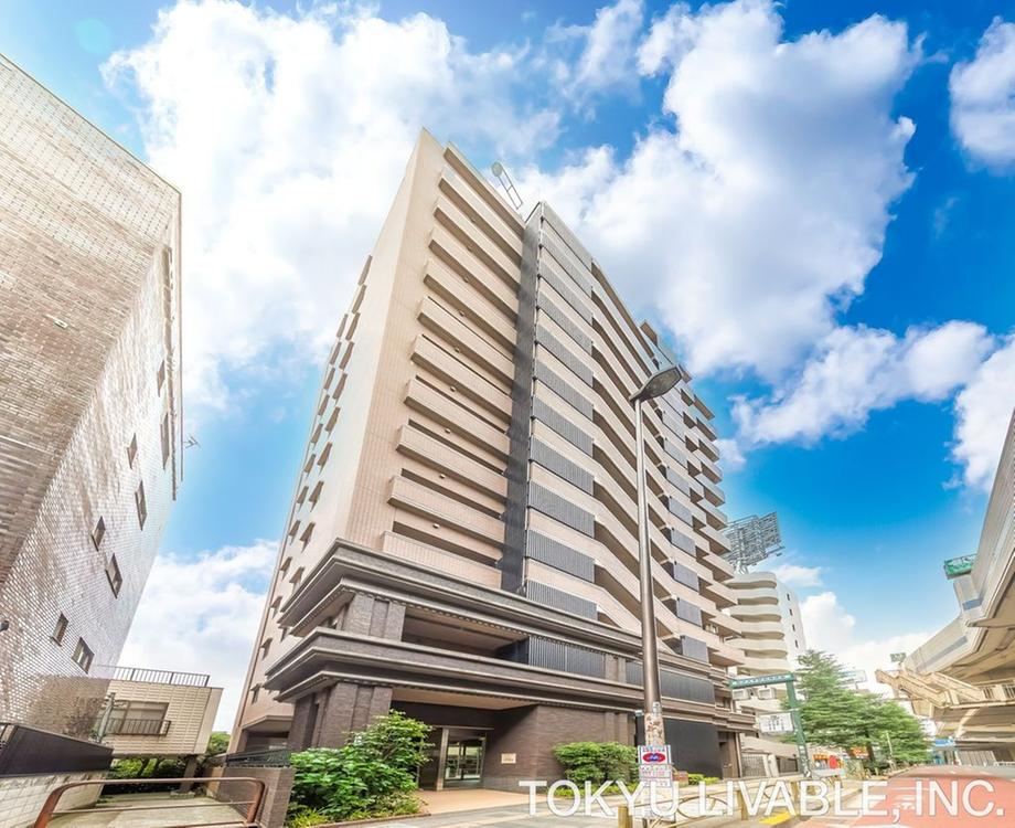 1LDK apartment in Setagaya Ward, Tokyo - Photo 1