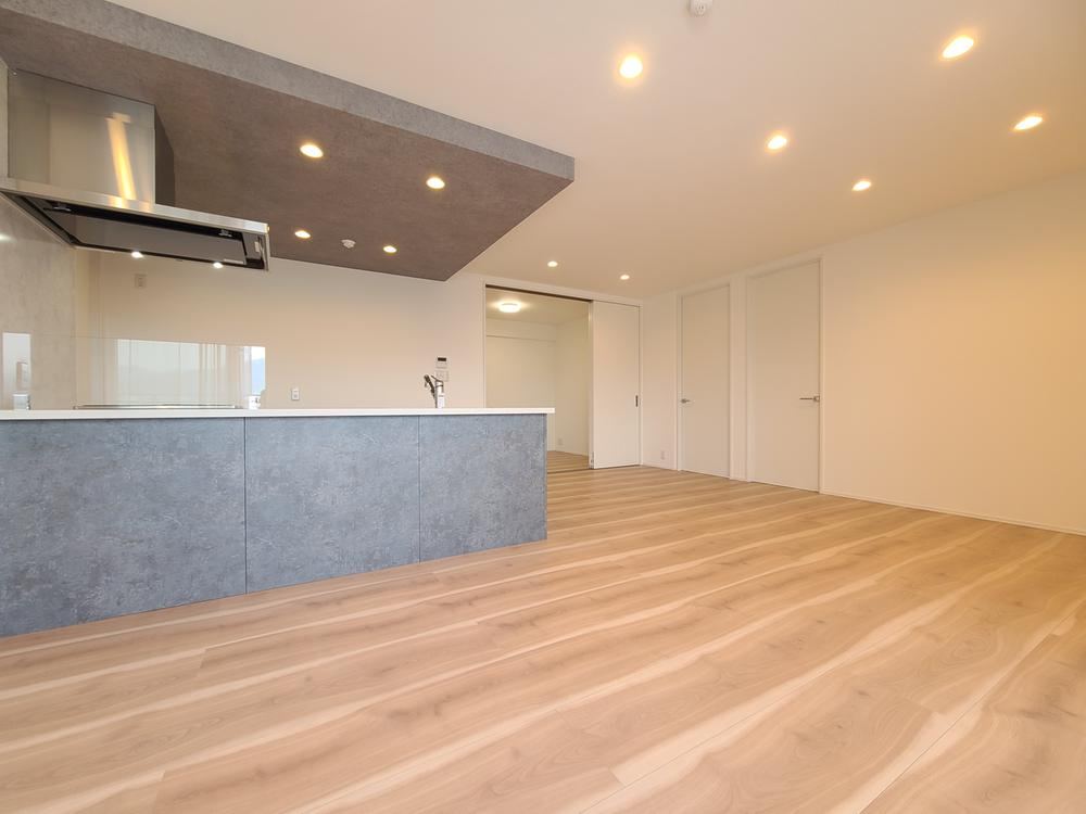 4LDK apartment in Jonan Ward, Fukuoka - Photo 1
