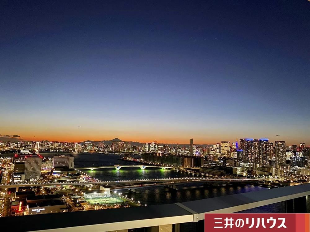 2LDK apartment in Koto Ward, Tokyo - Photo 1