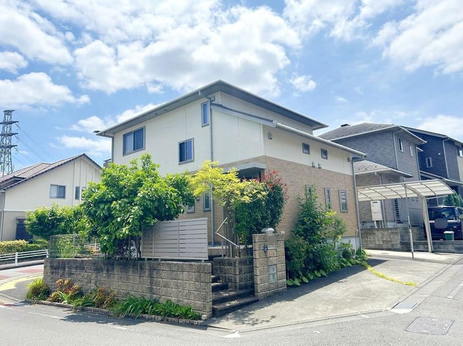4LDK house in Inagi, Tokyo - Photo 1