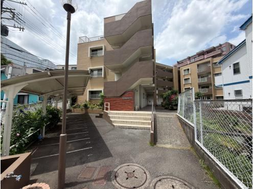 2LDK apartment in Asahi Ward, Yokohama, Kanagawa - Photo 1