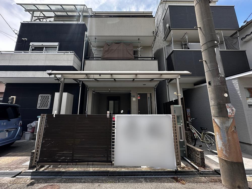 3LDK house in Daito, Osaka - Photo 1
