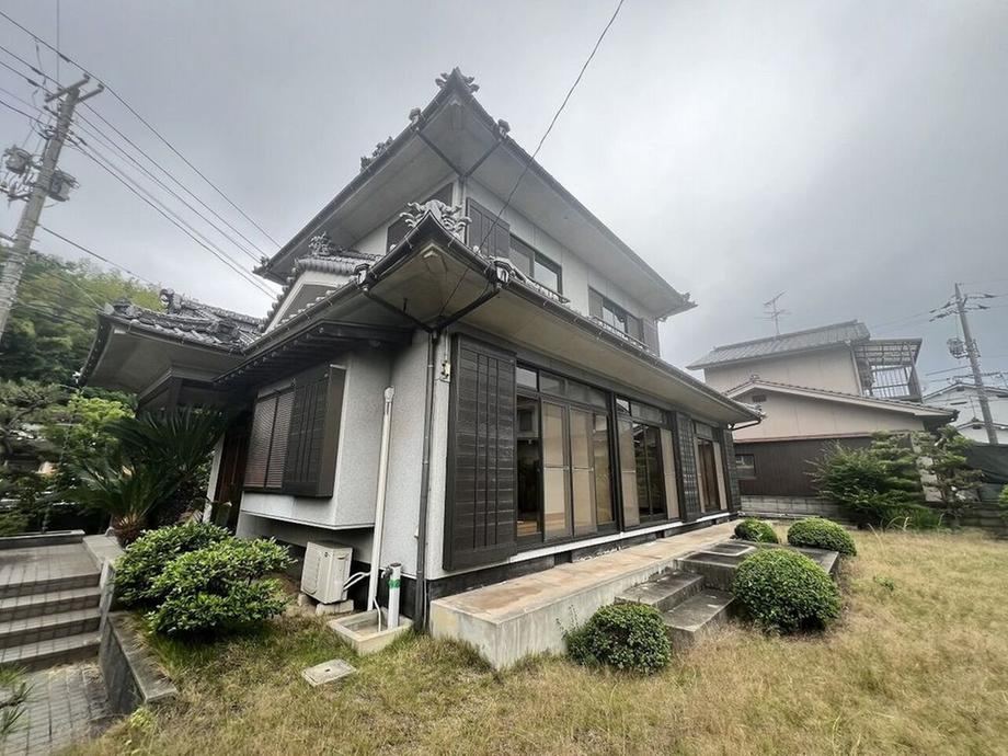 5DK house in Onomichi, Hiroshima - Photo 1
