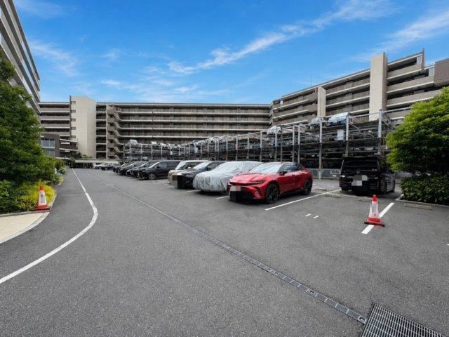 3LDK apartment in Misato, Saitama - Photo 1