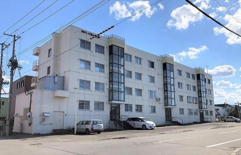 3LDK apartment in Asahikawa, Hokkaido - Photo 1