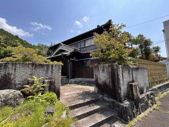 8LDK house in Kanzaki District