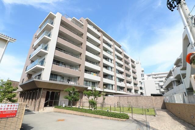 2LDK apartment in Chita, Aichi - Photo 1