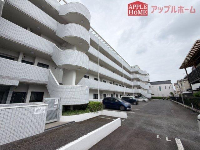 3LDK apartment in Kumagaya, Saitama - Photo 1