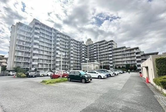 3LDK apartment in Soka, Saitama - Photo 1