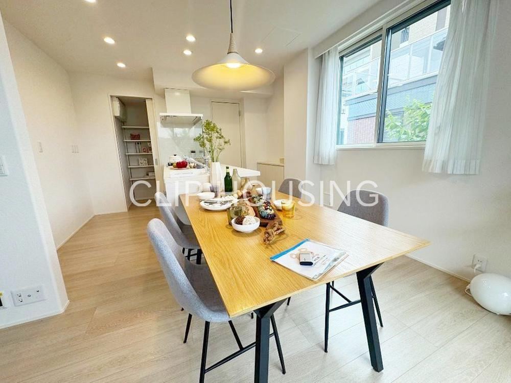 3LDK house in Akishima, Tokyo - Photo 1