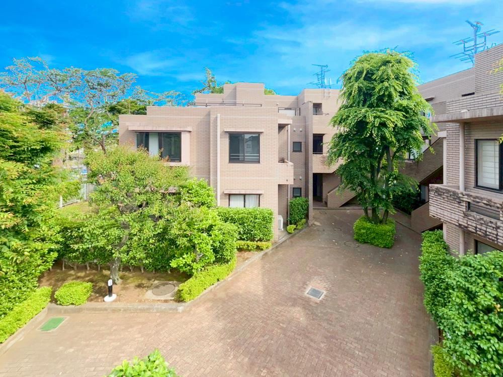 3LDK apartment in Kanagawa Ward, Yokohama, Kanagawa - Photo 1