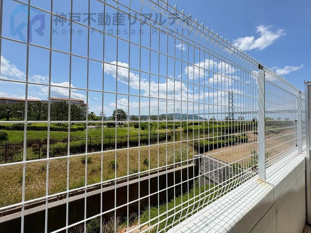 3LDK apartment in Tarumi Ward, Kobe, Hyogo - Photo 1