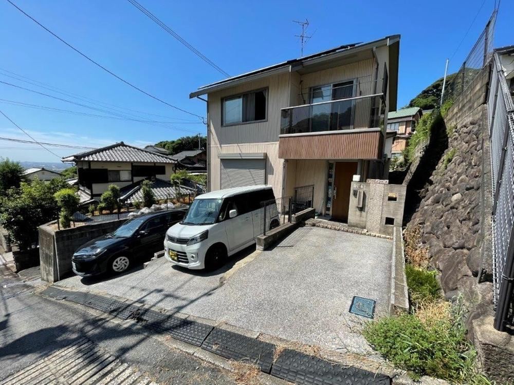 4LDK house in Yahatahigashi Ward, Kitakyushu, Fukuoka - Photo 1