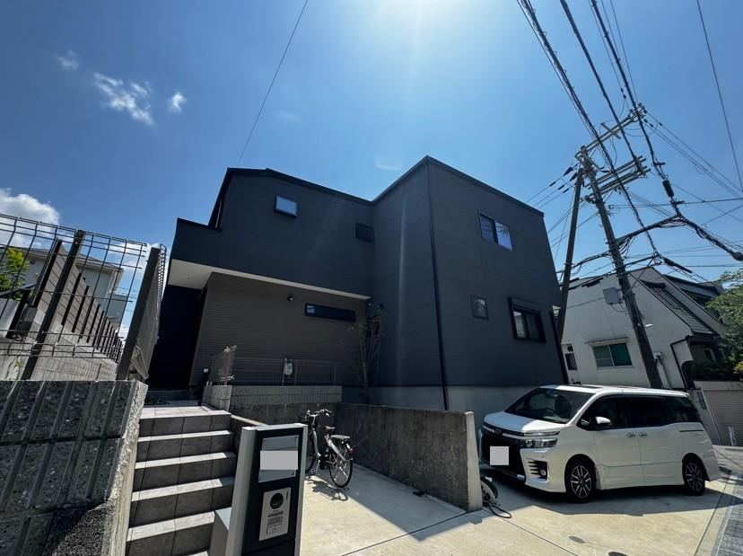 4LDK house in Takarazuka, Hyogo - Photo 1