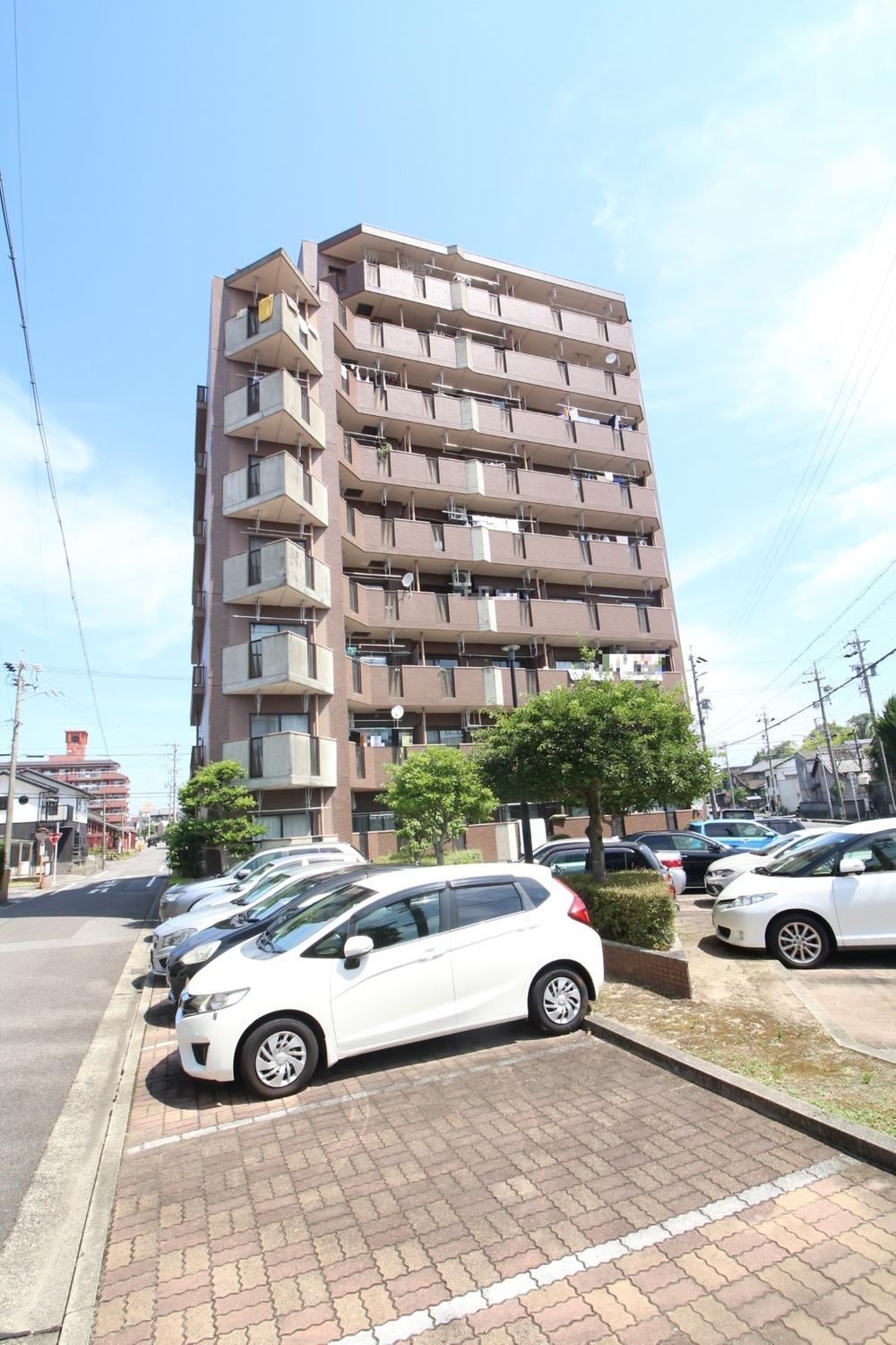 3LDK apartment in Okazaki, Aichi - Photo 1