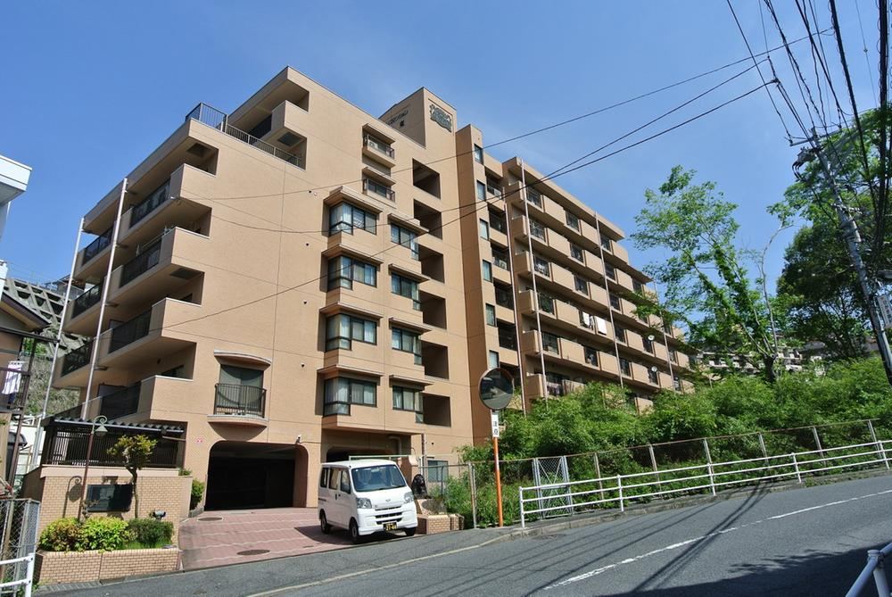 2LDK apartment in Higashi Ward, Hiroshima - Photo 1