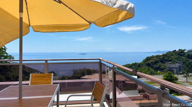 2LDK apartment in Atami, Shizuoka - Photo 1