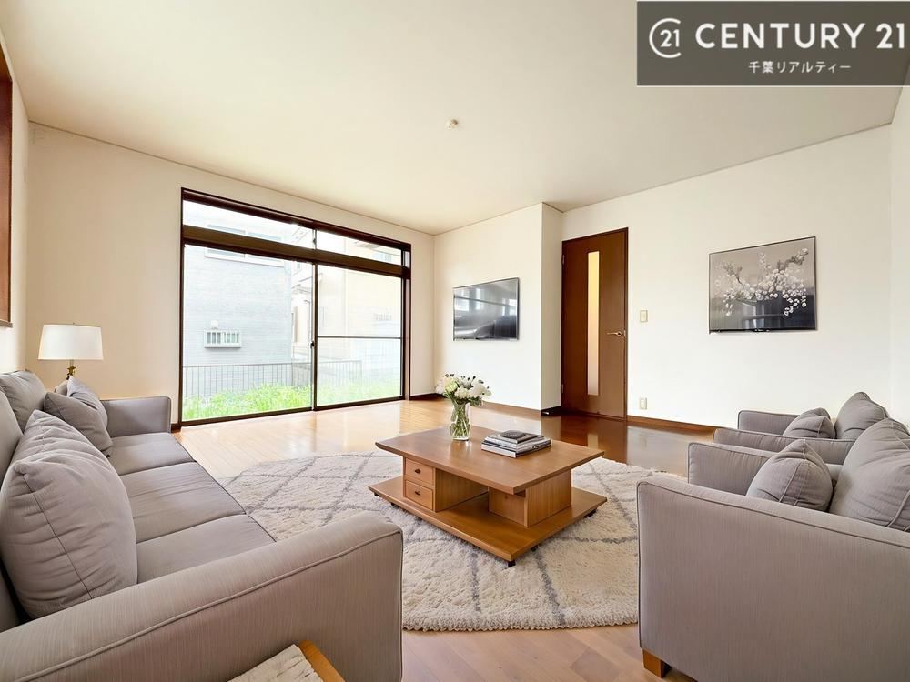 5LDK house in Chuo Ward, Chiba - Photo 1