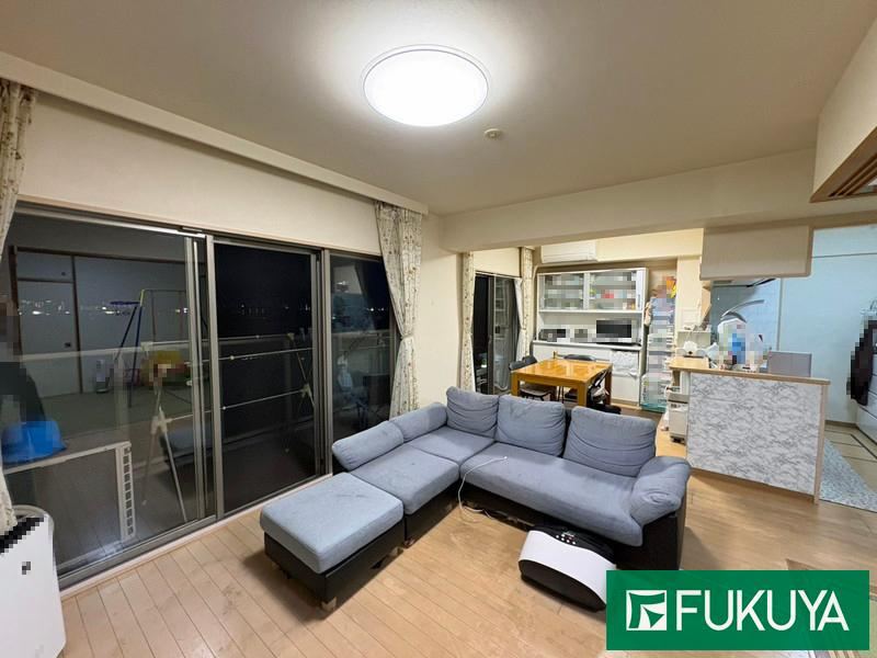 3LDK apartment in Akashi, Hyogo - Photo 1