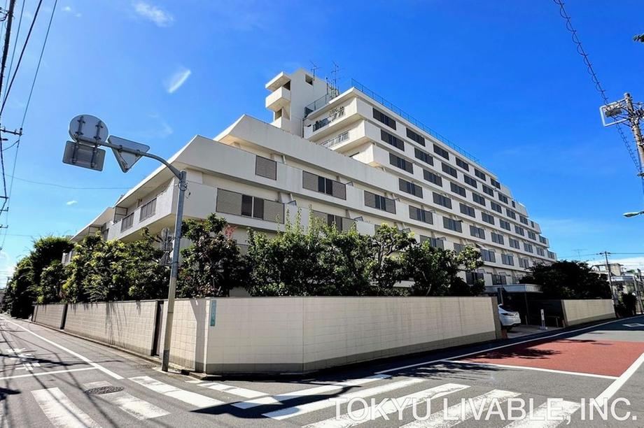 2LDK apartment in Setagaya Ward, Tokyo - Photo 1
