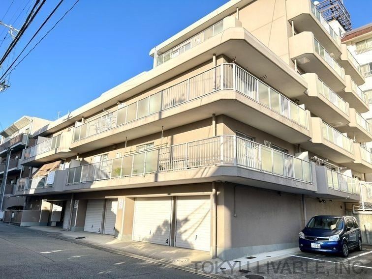 3LDK apartment in Toyonaka, Osaka - Photo 1