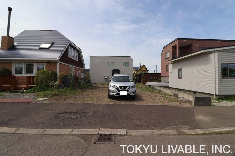 214 m² land in Kita Ward, Sapporo, Hokkaido - Photo 1