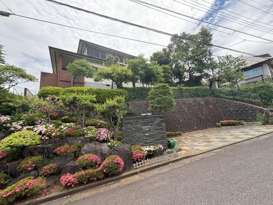 5LDK+S house in Tokorozawa, Saitama - Photo 1