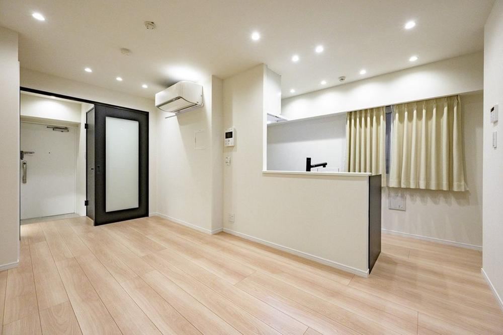 1LDK apartment in Chiyoda Ward, Tokyo - Photo 1