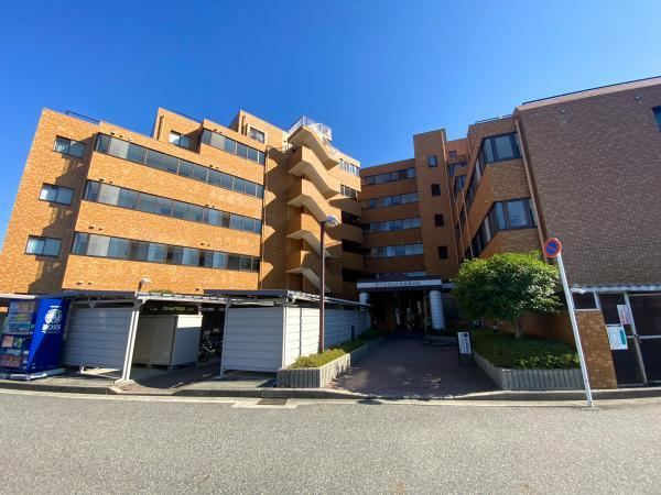 1LDK+S apartment in Chuo Ward, Niigata - Photo 1