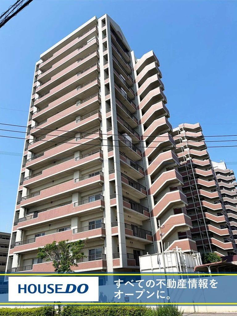 2LDK apartment in Wakamatsu Ward, Kitakyushu, Fukuoka - Photo 1