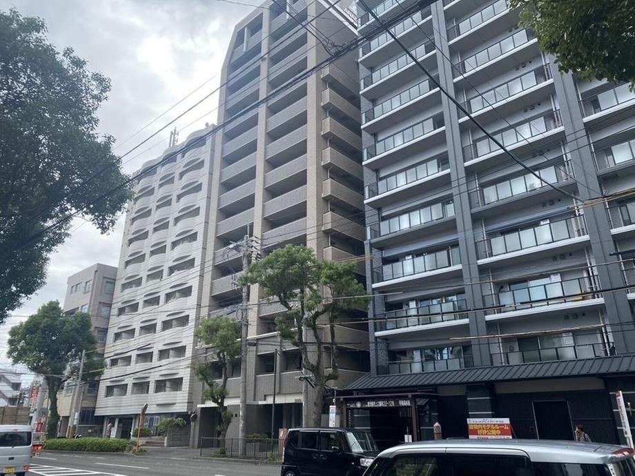 4LDK apartment in Kagoshima, Kagoshima - Photo 1
