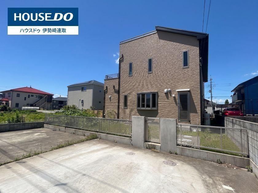 6LDK+S house in Isesaki, Gunma - Photo 1
